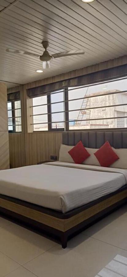 Hotel Pratiksha Residency Navi Mumbai Exterior foto